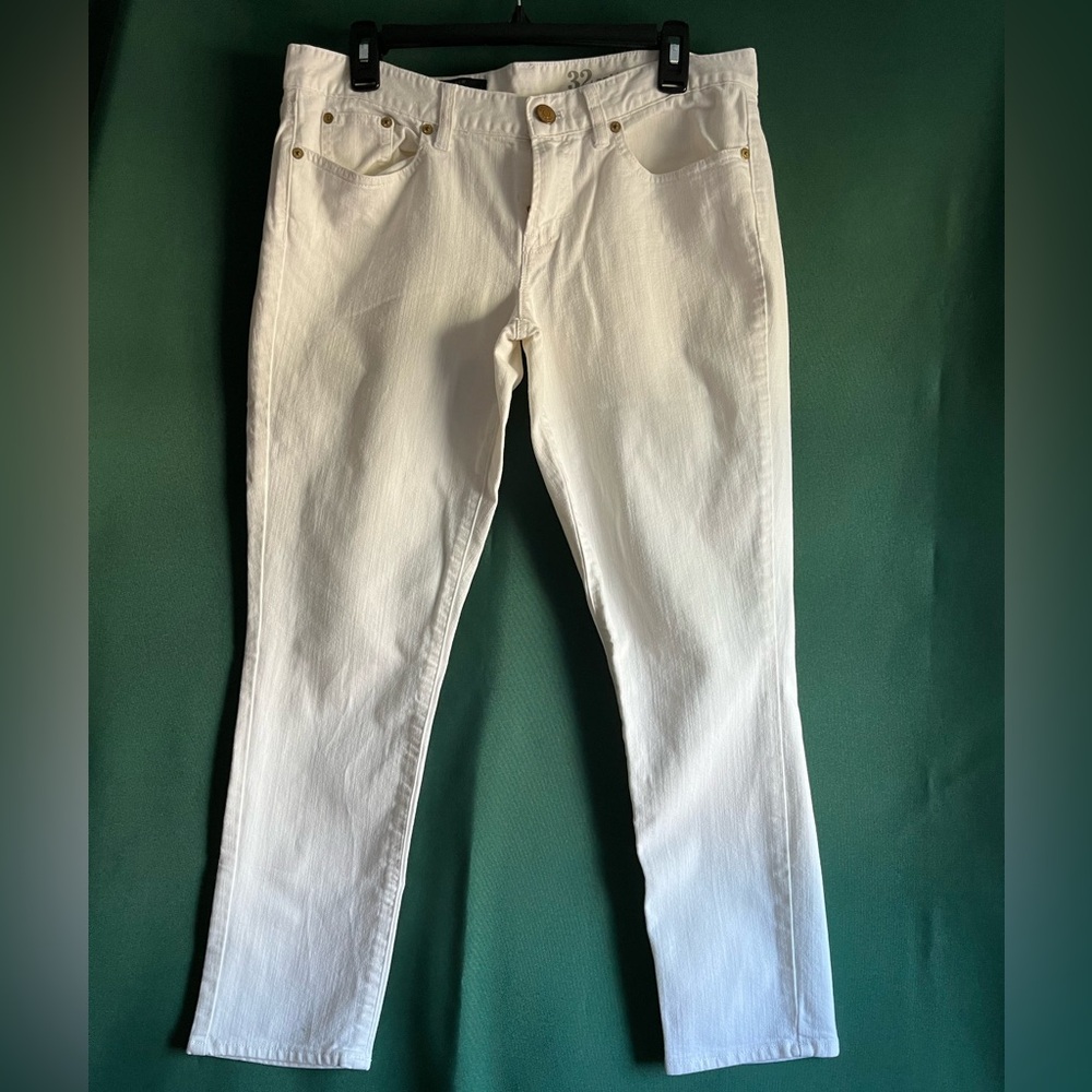 J.CREW Women's Toothpick Jeans. Winter White. Size 32
